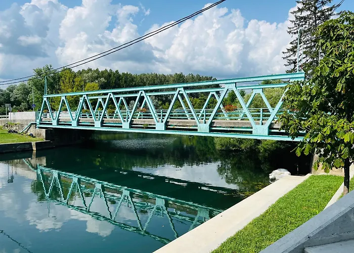 Apartma Olive, Nova Gorica, Slovenia Апартаменты *