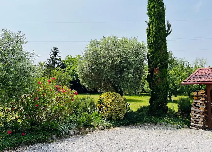 Apartma Olive, Nova Gorica, Slovenia Апартаменты